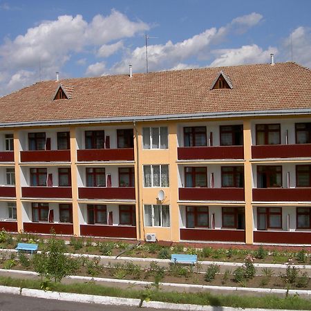 Санаторій Збруч Hotel Satanov Ngoại thất bức ảnh
