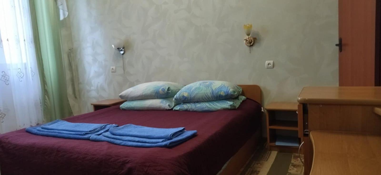 Санаторій Збруч Hotel Satanov Ngoại thất bức ảnh